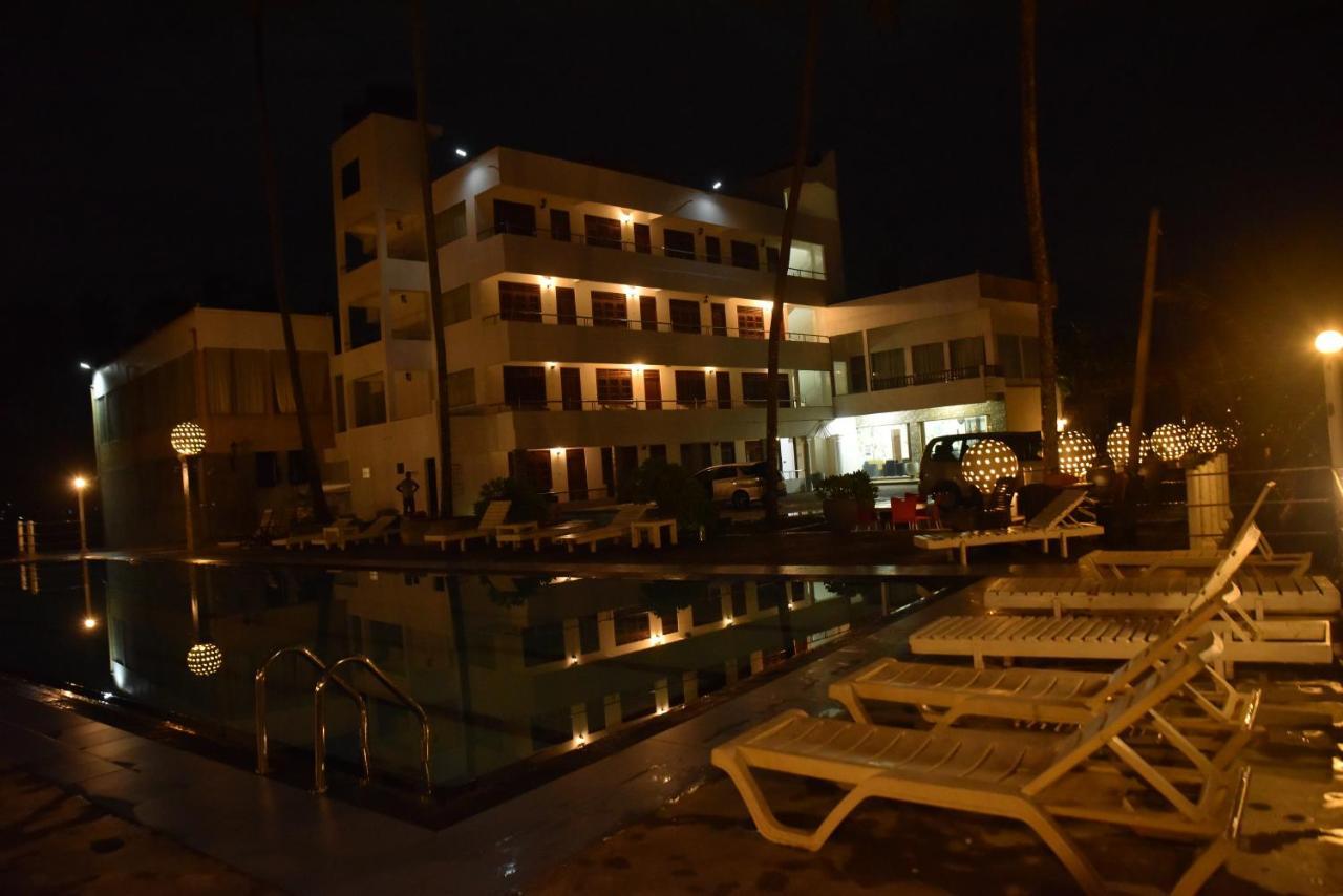 New Ocean Hill Hotel Hikkaduwa Exteriér fotografie