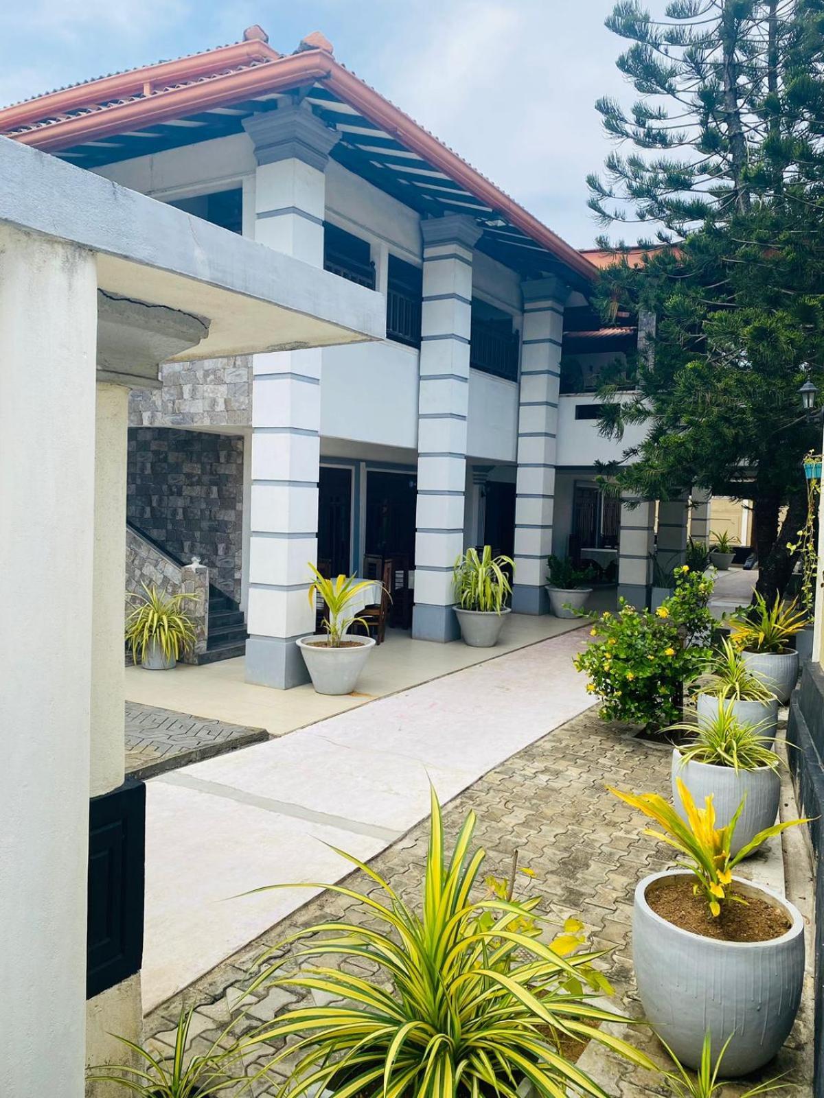 New Ocean Hill Hotel Hikkaduwa Exteriér fotografie